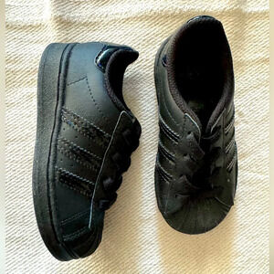 Adidas Superstar C Little Kids Shoes Core Black. Size 7K. Like New!
